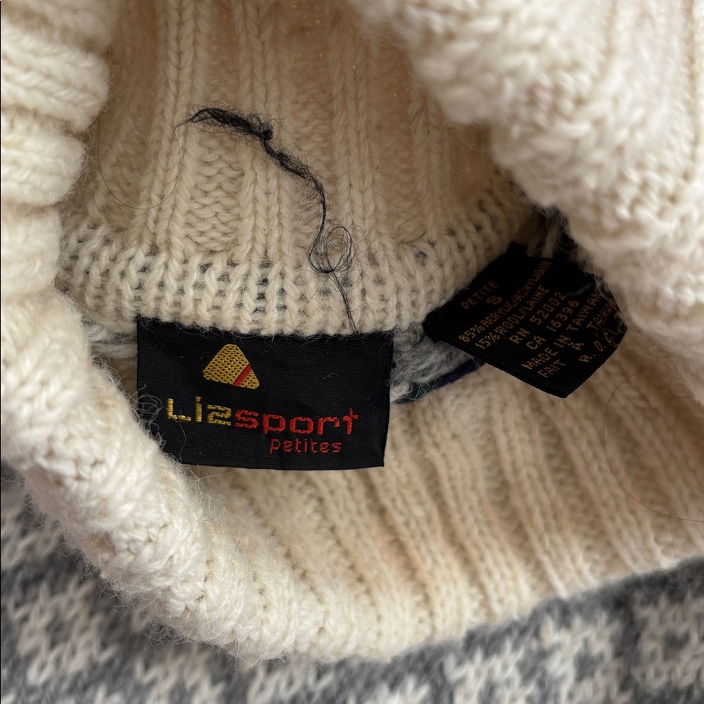 Vintage Liz Sport Wool Fair Isle Retro Ski Turtleneck Sweater Women's size Small - Picture 6 of 7